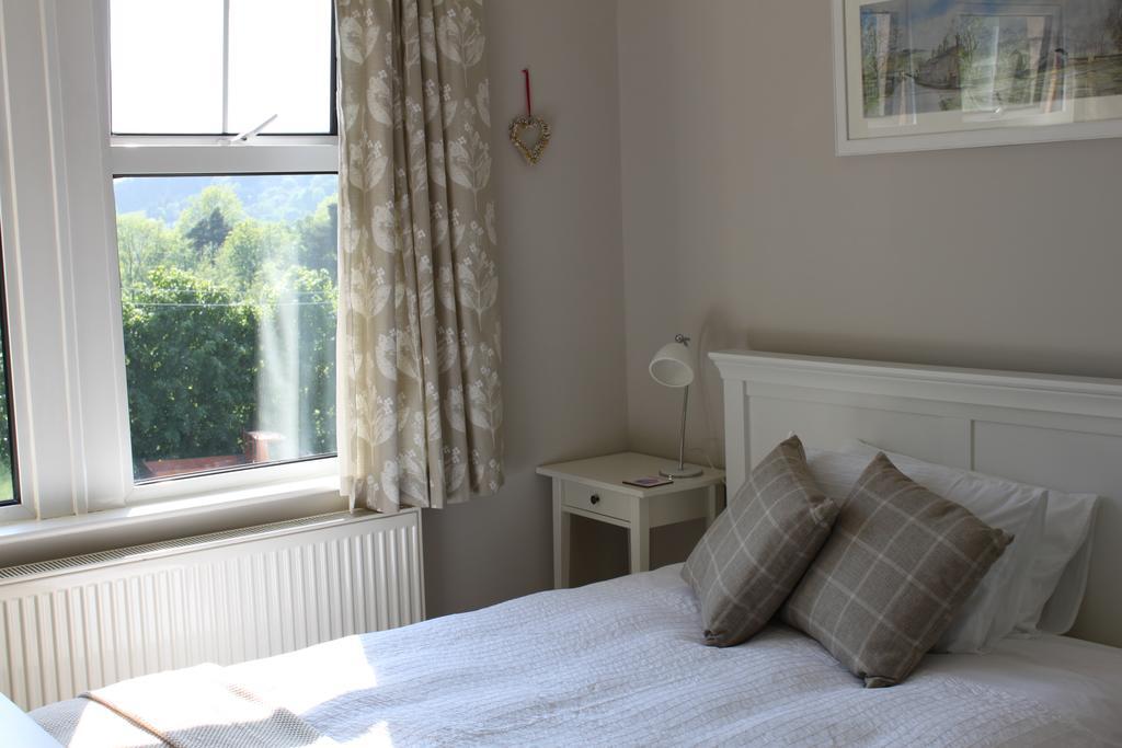 Bed and Breakfast Barton House Матлок Екстер'єр фото