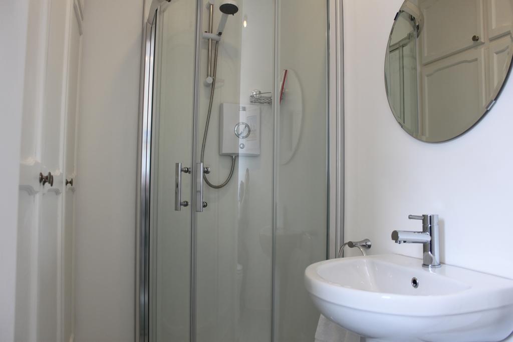 Bed and Breakfast Barton House Матлок Екстер'єр фото